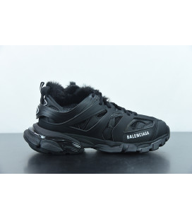 ALL BLACK Fake Fur Track Trainer