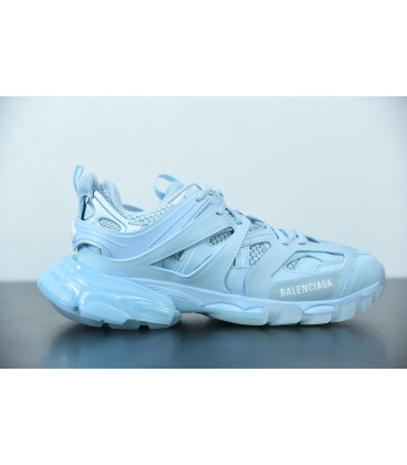 Sky Blue Track Trainer 3.0