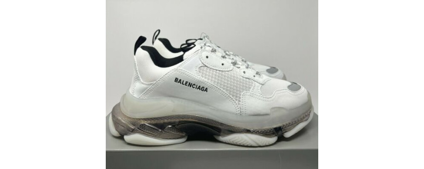 Balenciaga Trainer: A Bold Statement in Modern Footwear